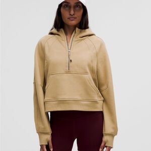 Lululemon scuba half zip in Trench
